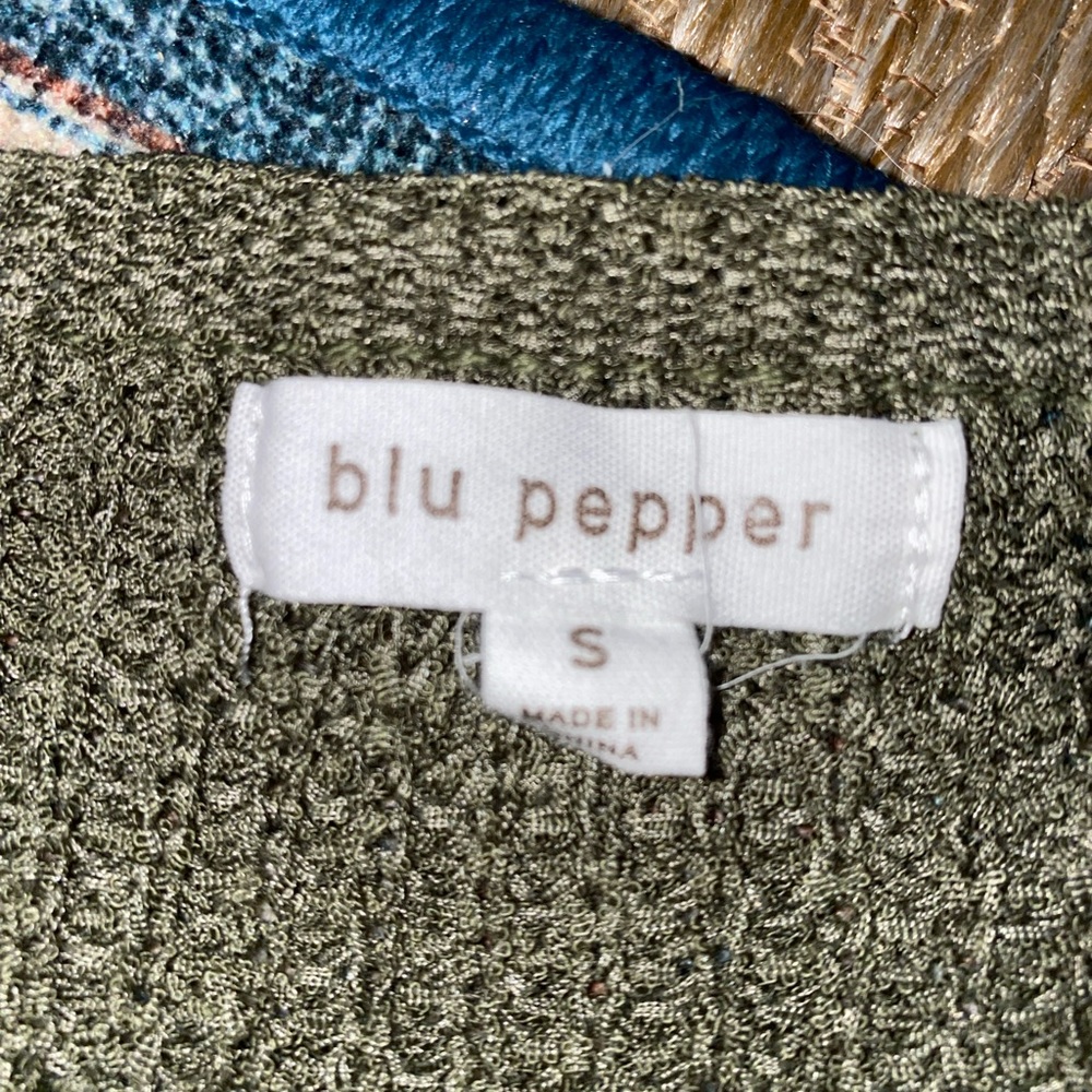 Distressed Sweater - Picture 2 of 2